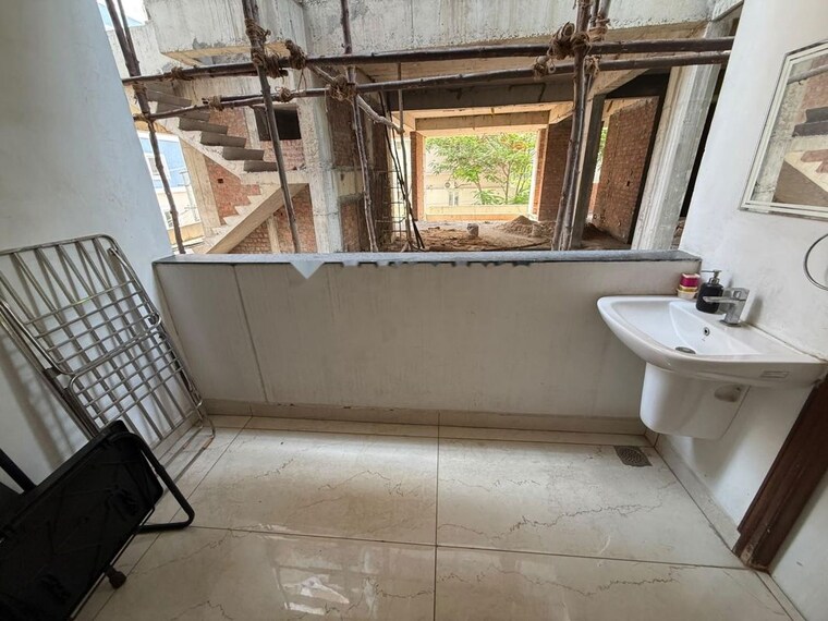 Balcony, stand-alone-apartment 3 Bedroom 2000 Sq.Ft. Apartment In Madhapur Hyderabad 10596056