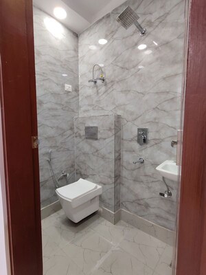 Bathroom in 2 BHK Builder Floor at Jawahar Nagar – for Sale
