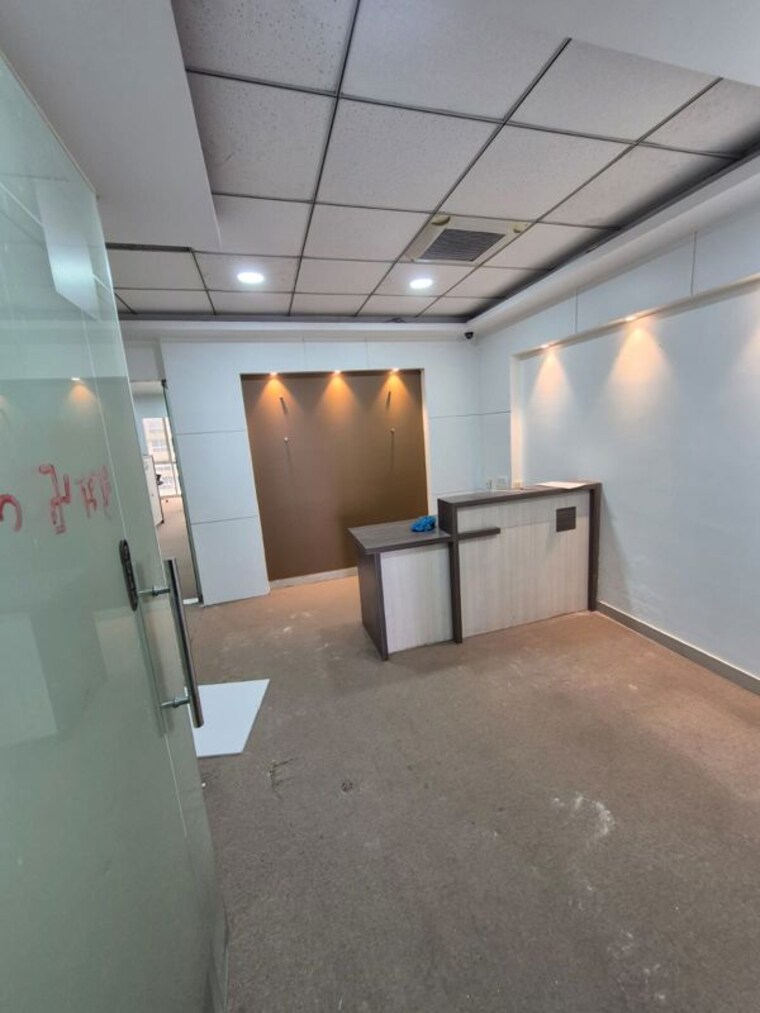 Team Area, shree-ambience-court Commercial Office Space 1000 Sq.Ft. In Vashi Sector 19e Navi Mumbai 10596055