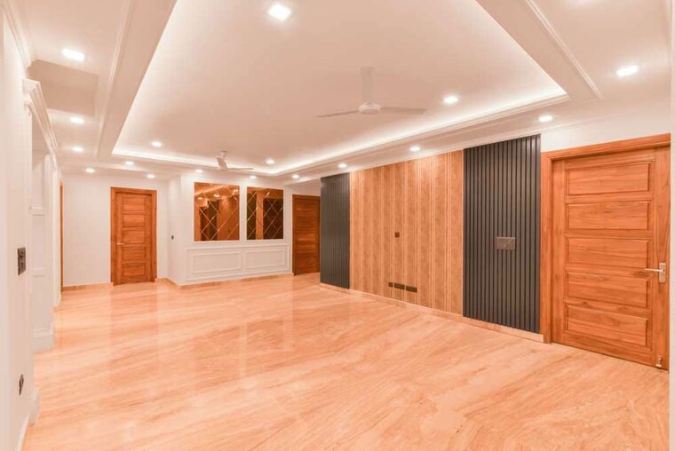 Room, sector 85 4 Bedroom 250 Sq.Yd. Builder Floor In Sector 85 Faridabad 9801469