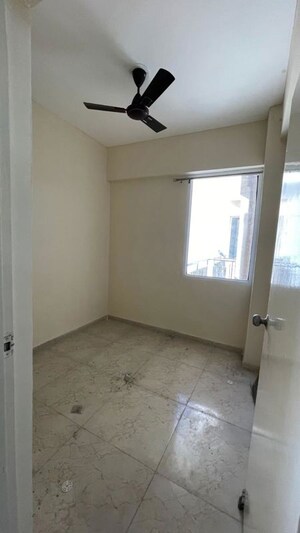 Room in 2.5 BHK Apartment at MRG The Balcony, Sector 93 – for Sale