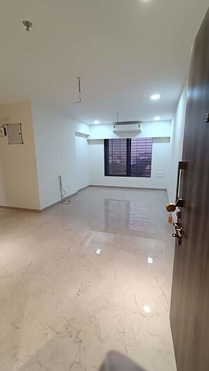 Room in 2 BHK Apartment at Mamta Apartment Andheri, Andheri West – for Sale