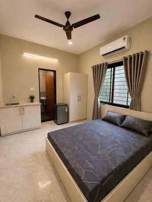 Bedroom in 1 RK Builder Floor at Bangali Square – for Rent