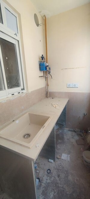 Furnished Amenities in 2.5 BHK Apartment at Aurobindo The Regent, Kondapur – for Rent