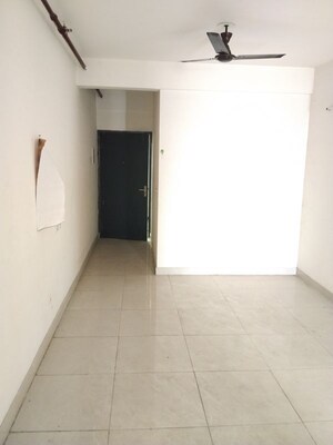Room in 2 BHK Apartment at Signature Global The Roselia, Sector 95a – for Rent