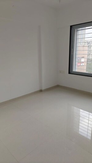 Room in 3 BHK Apartment at Raga Top Towers, Wakad – for Rent