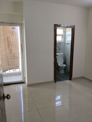 Room in 2 BHK Apartment at Signature Global The Roselia, Sector 95a – for Rent