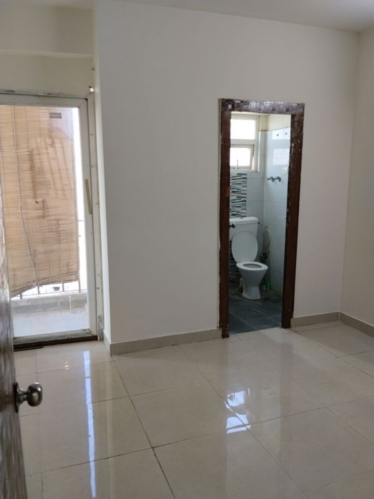 Room, signature-global-the-roselia 2 Bedroom 569 Sq.Ft. Apartment In Sector 95a Gurgaon 10596118