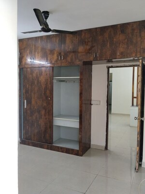 Room in 2 BHK Apartment at Signature Global The Roselia, Sector 95a – for Rent
