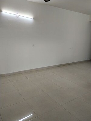 Room in 2 BHK Apartment at Signature Global The Roselia, Sector 95a – for Rent