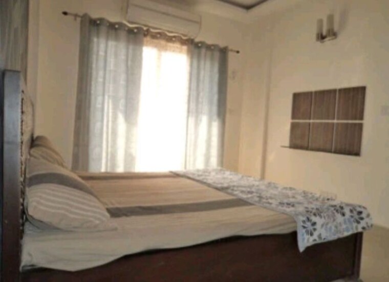 Bedroom, nimbus-express-park-view-ii 2 Bedroom 831 Sq.Ft. Apartment In Chi V Greater Noida Greater Noida 10596112