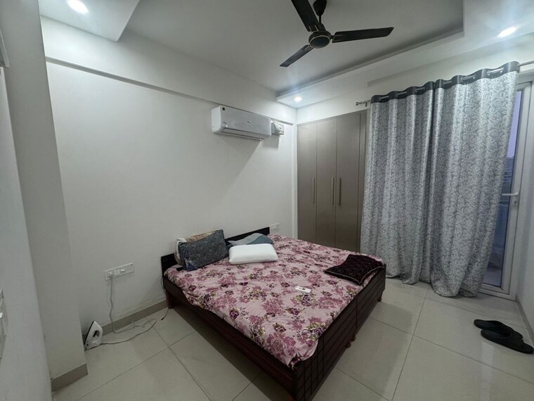 Bedroom, uptown-insignia 3 Bedroom 1420 Sq.Ft. Apartment In International Airport Road Zirakpur 10596136