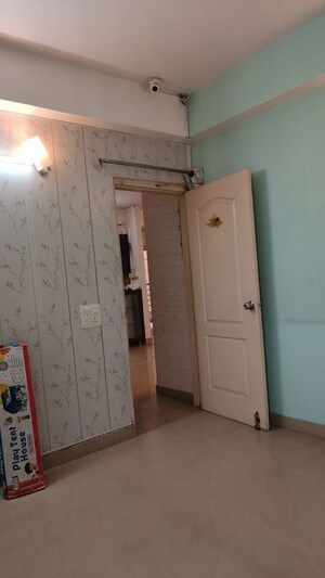 Bathroom in 3 BHK Builder Floor at BPTP Parkland Pride, Sector 77 – for Rent