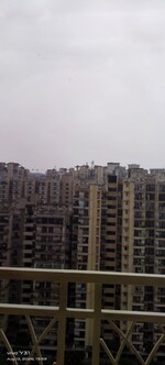 935 Sq.Ft. Apartment in Mahagun My Woods