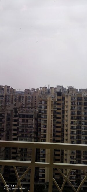  Apartment For Rent in Mahagun My Woods, Sector 16c Greater Noida