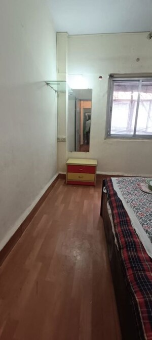 1 BHK Apartment For Rent in Sagar Avenue, Santacruz East