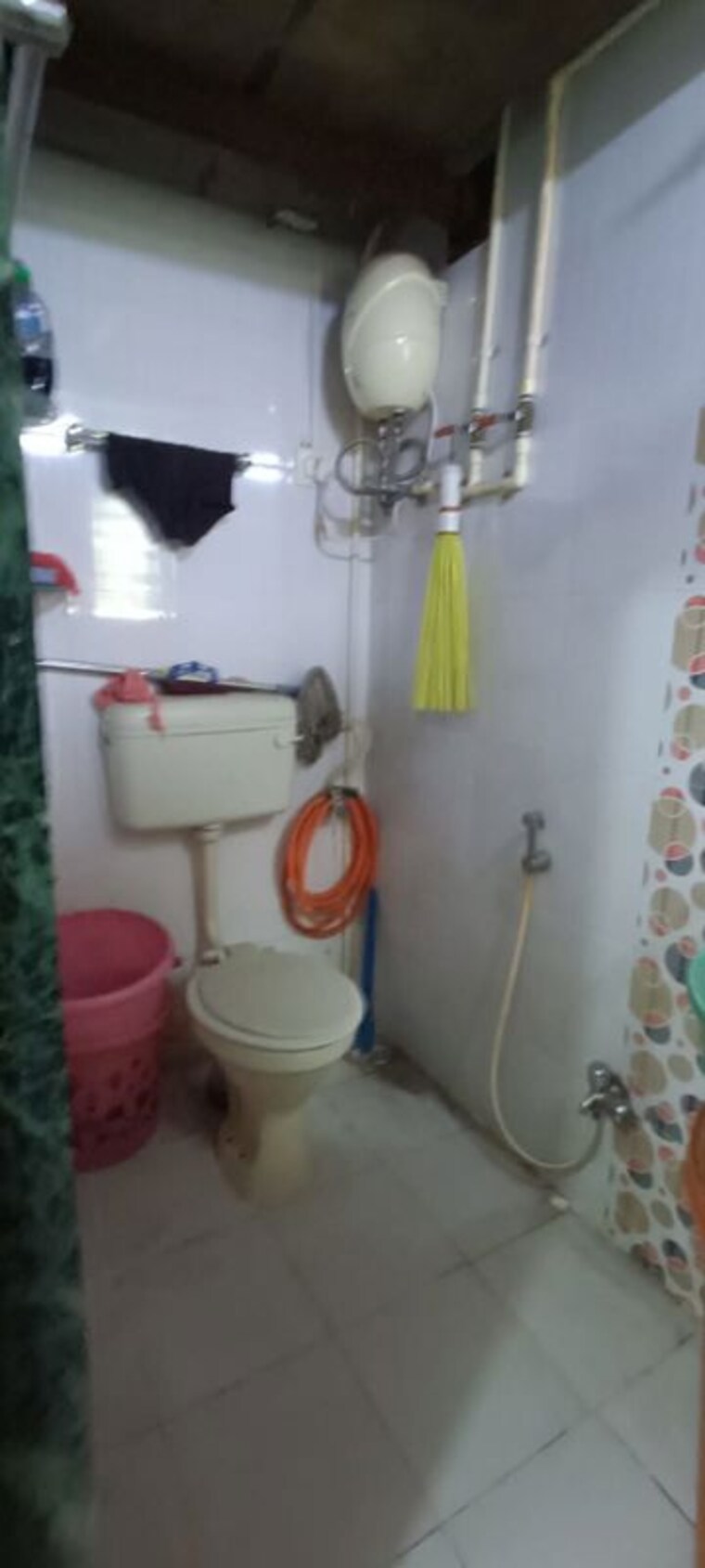 Bathroom, vakola-crystal-chs 1 Bedroom 400 Sq.Ft. Apartment In Santacruz East Mumbai 10596241