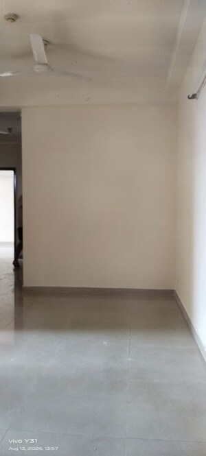 Room in  Apartment at Mahagun My Woods, Sector 16c Greater Noida – for Rent