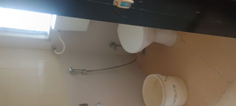 Bathroom, powai-vihar 2 Bedroom 750 Sq.Ft. Apartment In Powai Mumbai 10596262