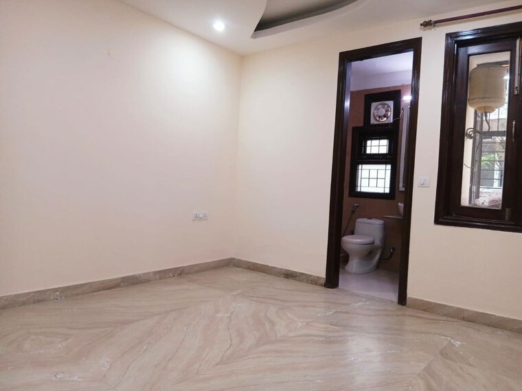 Room, chittaranjan park 3 Bedroom 1426 Sq.Ft. Builder Floor In Chittaranjan Park Delhi 10596264