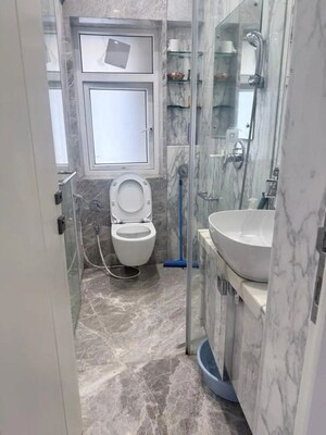 Bathroom in 2 BHK Apartment at Maker Tower, Cuffe Parade – for Sale