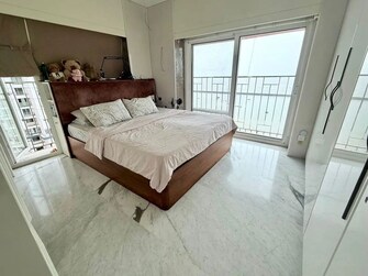 2 BHK + Prayer Room,Servant Room,Study Room 1260 Sq.Ft. Apartment in Maker Tower