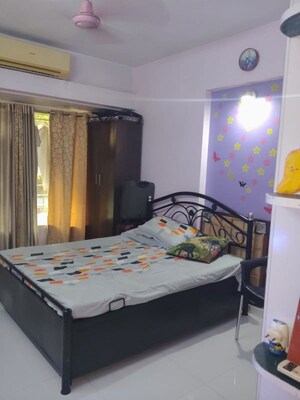 Bedroom in 3 BHK Apartment at Group Seven Rushi Heights, Goregaon East – for Rent