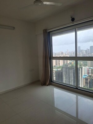 Room in 2 BHK Apartment at Runwal Nirvana, Parel – for Rent