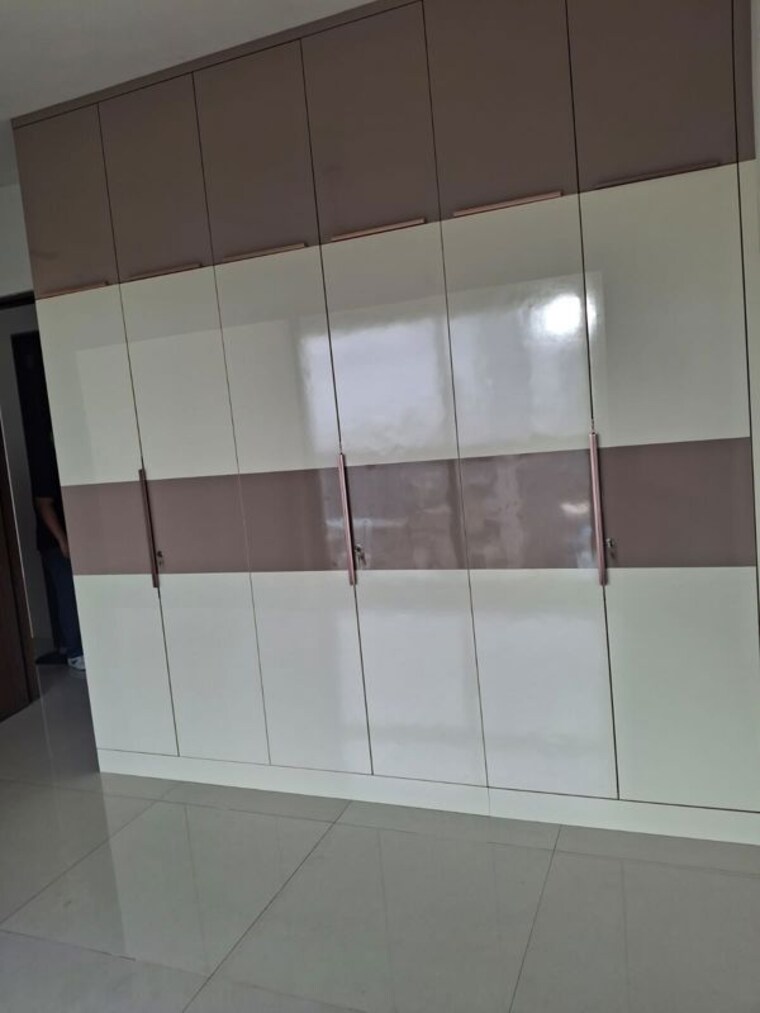 Bathroom, runwal-nirvana 2 Bedroom 800 Sq.Ft. Apartment In Parel Mumbai 10596270