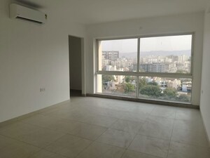 Room in 4 BHK Apartment at Marvel Isola, Mohammadwadi – for Sale