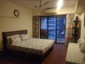 Bedroom in 2 BHK Apartment at Ekta Elite, Bandra West – for Rent