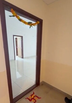 Room in 2 BHK Apartment at Prestige Finsbury Park Hyde, Bagaluru – for Rent