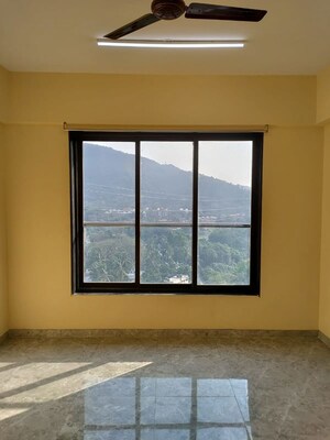 Bedroom in 2 BHK Apartment at Chembur – for Rent