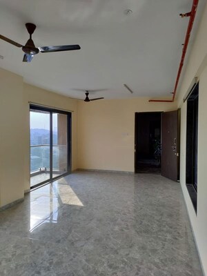Living Room in 2 BHK Apartment at Chembur – for Rent