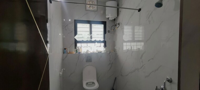Bathroom, lahari-harivillu 2.5 Bedroom 2125 Sq.Ft. Apartment In Manikonda Hyderabad 10596313
