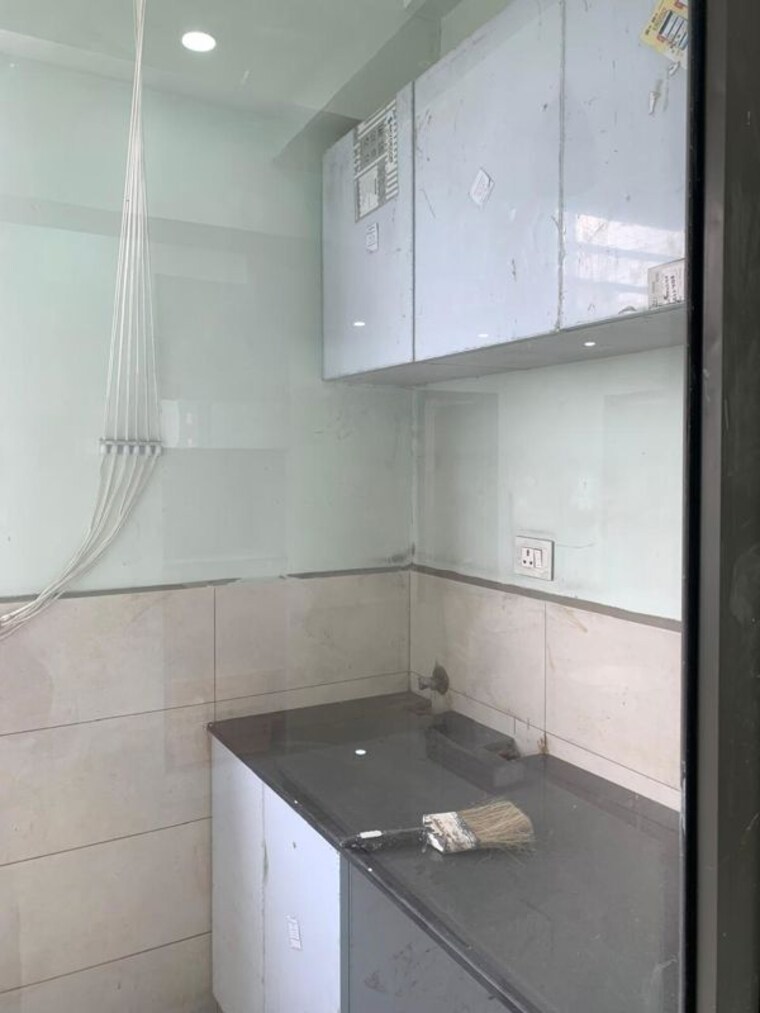 Bathroom, srr-sriram-river-view 3 Bedroom 2665 Sq.Ft. Apartment In Narsingi Hyderabad 10596316