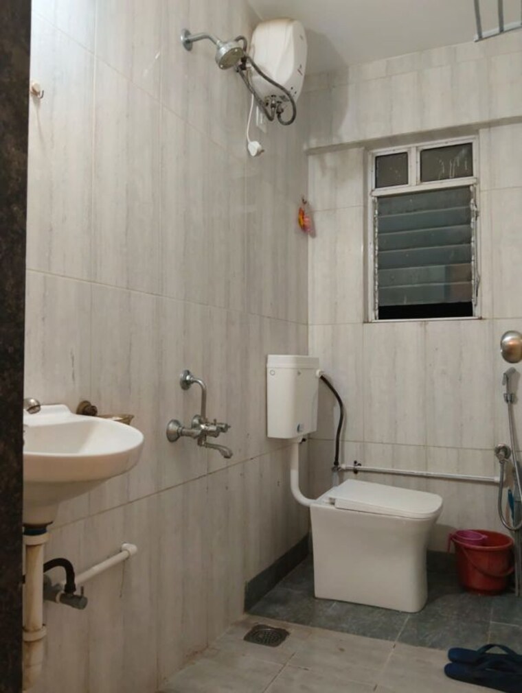 Bathroom, gera-shrishti 1 Bedroom 400 Sq.Ft. Apartment In Wagholi Pune 10596347