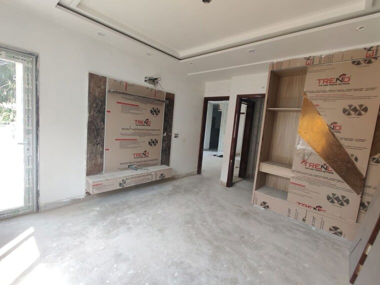 Room, rohini sector 16 4 Bedroom 1600 Sq.Ft. Builder Floor In Rohini Sector 16 Delhi 10596282