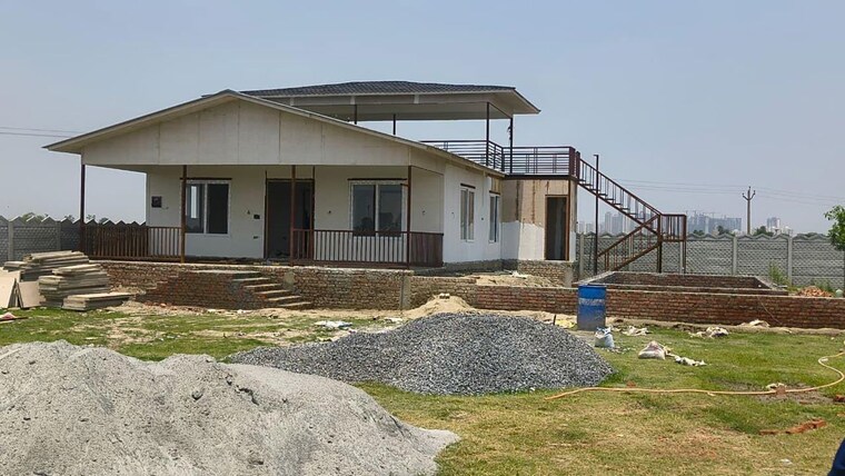 Exterior View, ved-express-city  3000 Sq.Yd. Plot In Sikandarpur Village Noida 10596341