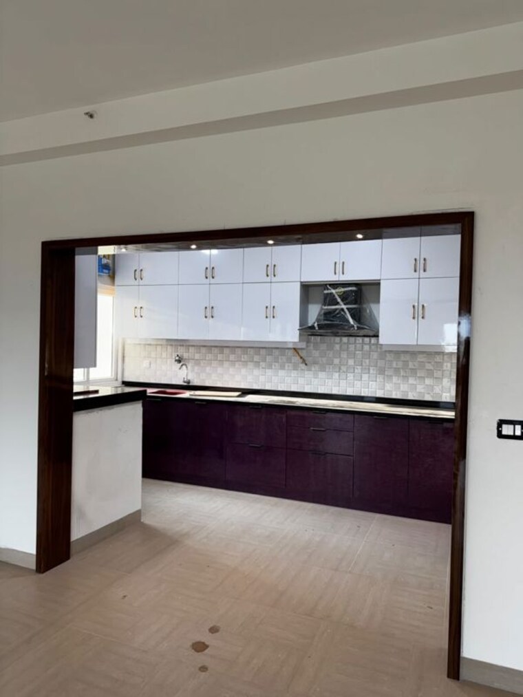 Kitchen, karle-vario-homes 2 Bedroom 1200 Sq.Ft. Apartment In Hebbal Bangalore 10596363
