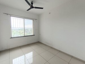 Room in 2.5 BHK Apartment at BK Jhala Simpli City Phase II, Handewadi – for Sale