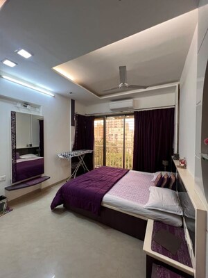 Bedroom in 2 BHK Apartment at Andheri West – for Rent