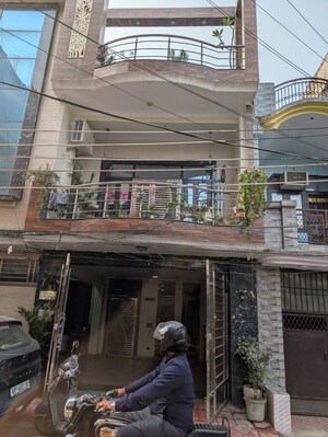  Plot For Sale in Sahibabad