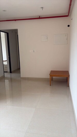 Room in 2 BHK Apartment at Prabhadevi – for Rent