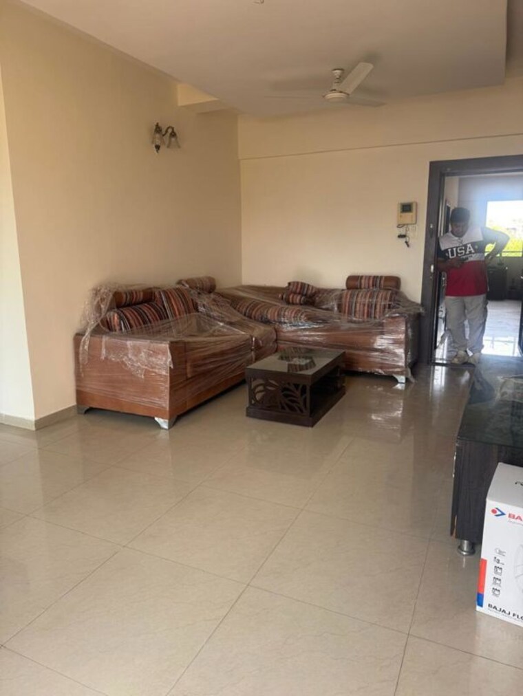 Living Room, kamal-residency-shukrawar-peth 1 Bedroom 700 Sq.Ft. Apartment In Shukrawar Peth Pune 10596396