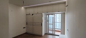 Room in 3 BHK Apartment at Sumadhura Olumpus, Nanakramguda – for Rent