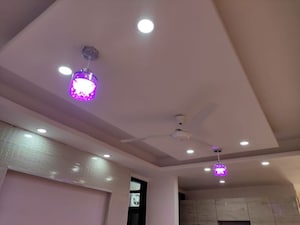 Furnished Amenities in 2 BHK Apartment at Saket – for Rent