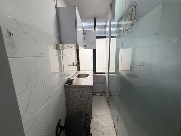 Kitchen, netaji subhash place Commercial Office Space 665 Sq.Ft. In Netaji Subhash Place Delhi 10596408