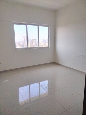 Room in 1 BHK Apartment at Omkar Signet, Malad East – for Rent