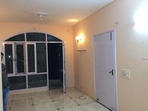 2 BHK Builder Floor For Rent in South City 2